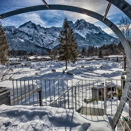 Holiday home Zugspitz-rauschen *